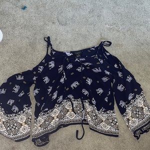 Rue 21, size medium, blue and elephant blouse!
